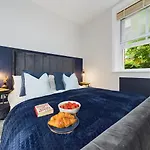 1 Bed Apartment West Kensington