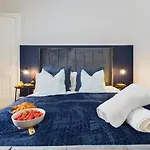 1 Bed Apartment West Kensington